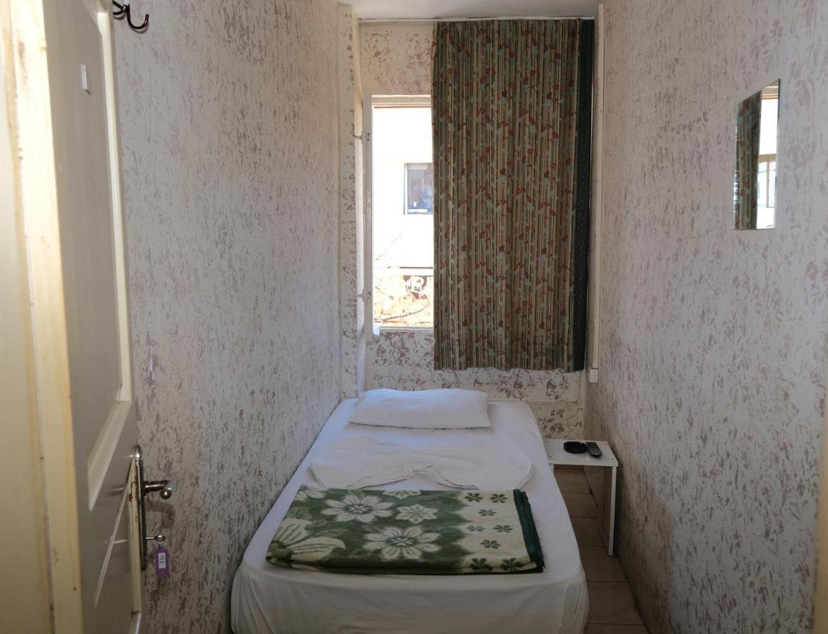 Aziz Pansiyon 3 Antalya Extérieur photo