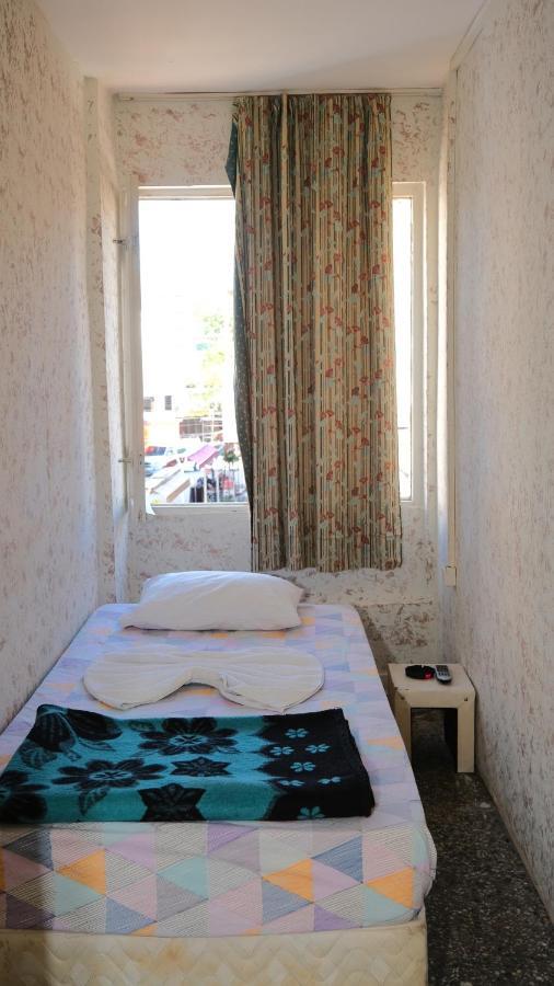 Aziz Pansiyon 3 Antalya Extérieur photo