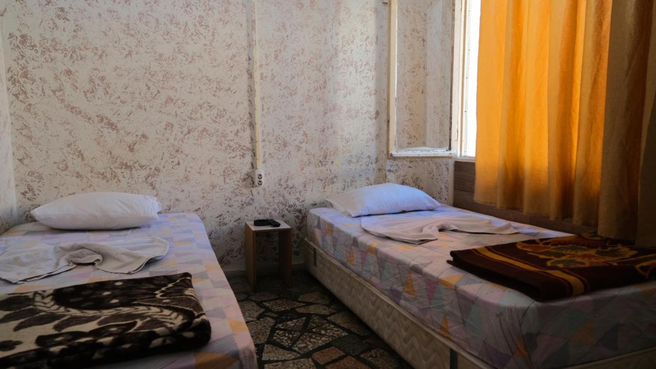 Aziz Pansiyon 3 Antalya Extérieur photo